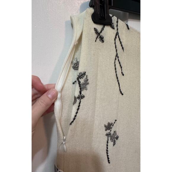 NWT Vintage Marcel Marongiu Ivory Embroidered Floral Maxi Skirt Size 40 - Picture 13 of 16